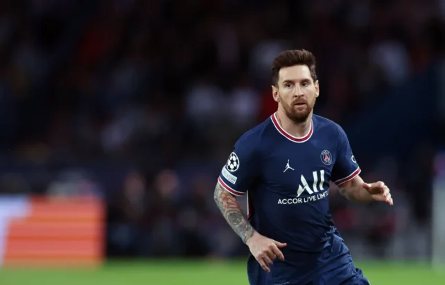 Messi wearing PSG jersey
